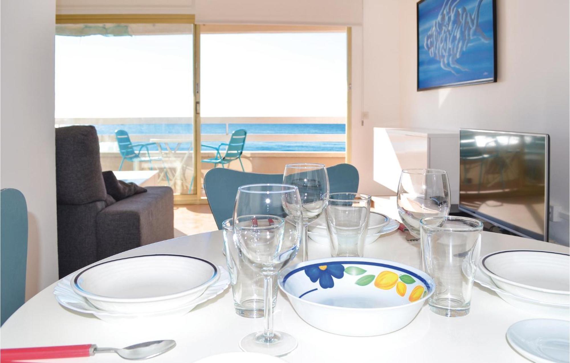 3 Bedroom Beautiful Apartment In Lloret De Mar Luaran gambar